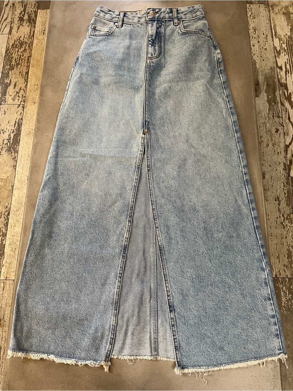 Anthropologie Pilcro Madi Front Slit Denim Maxi Skirt Fray Sky Blue Size 6 New